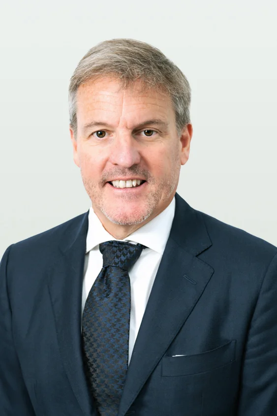 Christpher_W_New-Back_2 senior leadership team